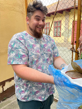 Tamás